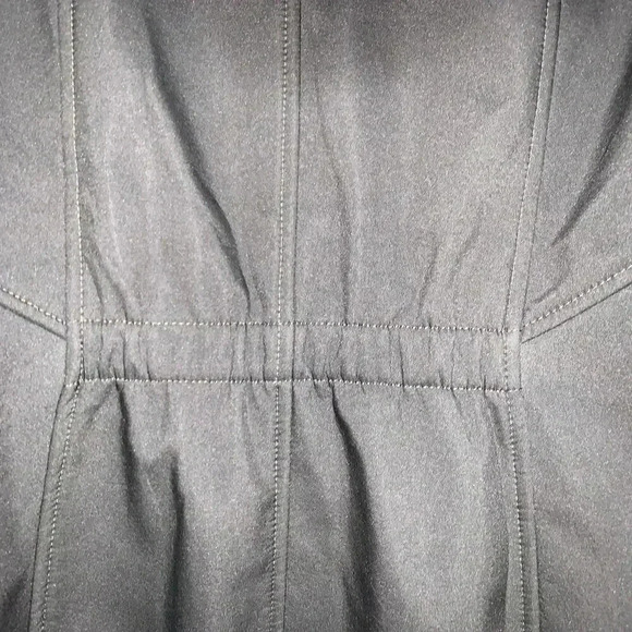 FrenchConnection Hooded Raincoat,green dark color size M, water resistant finish - Picture 12 of 13